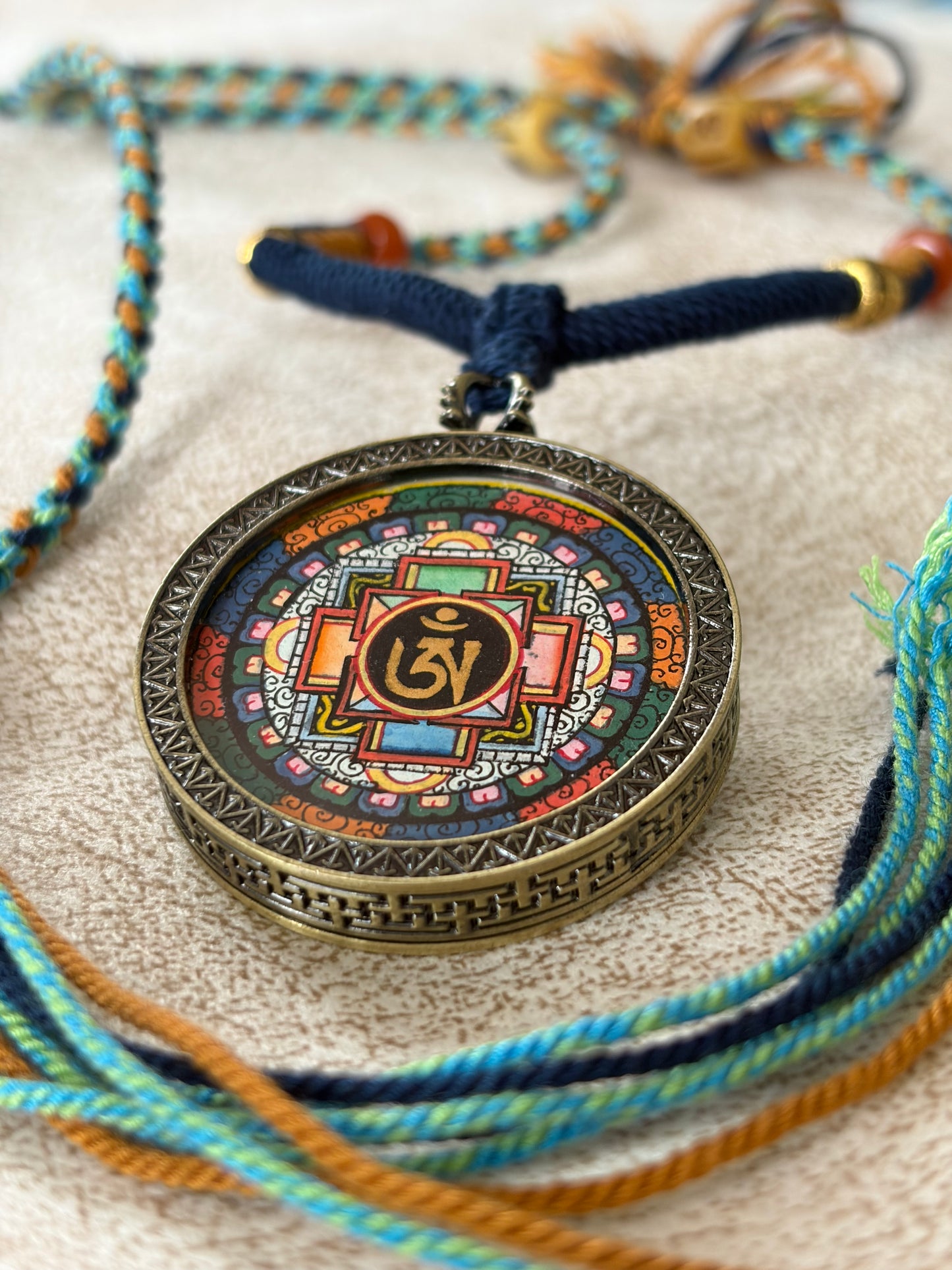 Pendentif Thangka Mantra des Six Syllabes (六字真言)